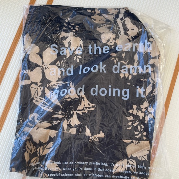 Brand new reformation Frankie Silk Dress - Picture 13 of 15